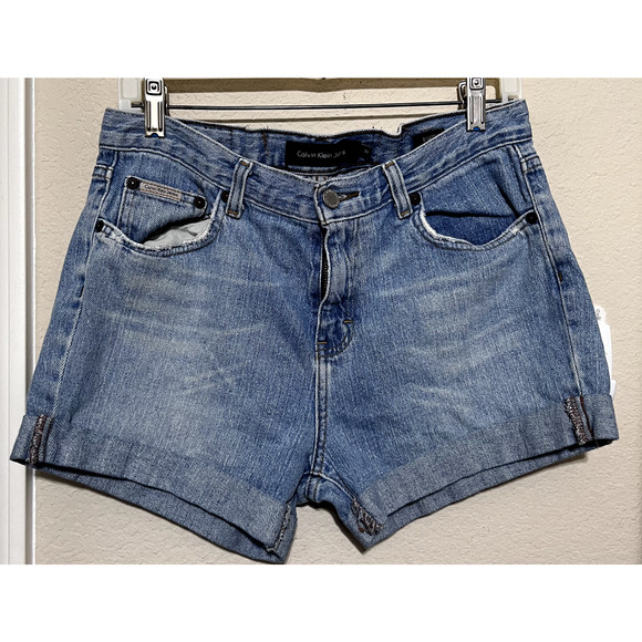 Calvin Klein Jeans Shorts sz 10 Denim Cuffed cut off High Rise Mom - Picture 1 of 5